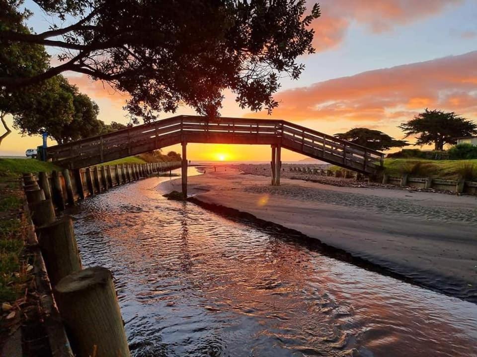 Raumati Guest House Paraparaumu Kültér fotó